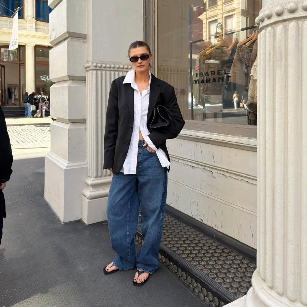  In New York and Paris, Fashion People Are Styling Their Blazers In These 6 Fresh Ways 