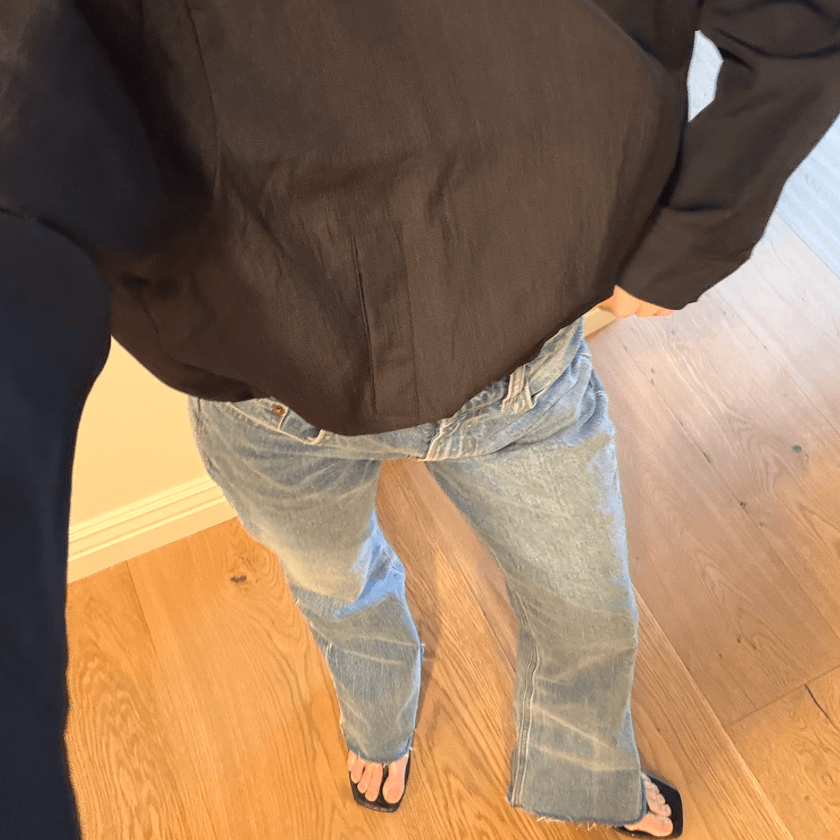  I Own 40+ Pairs of High-Priced Jeans, But Only Recommend This Flattering $90 Style to My Friends 