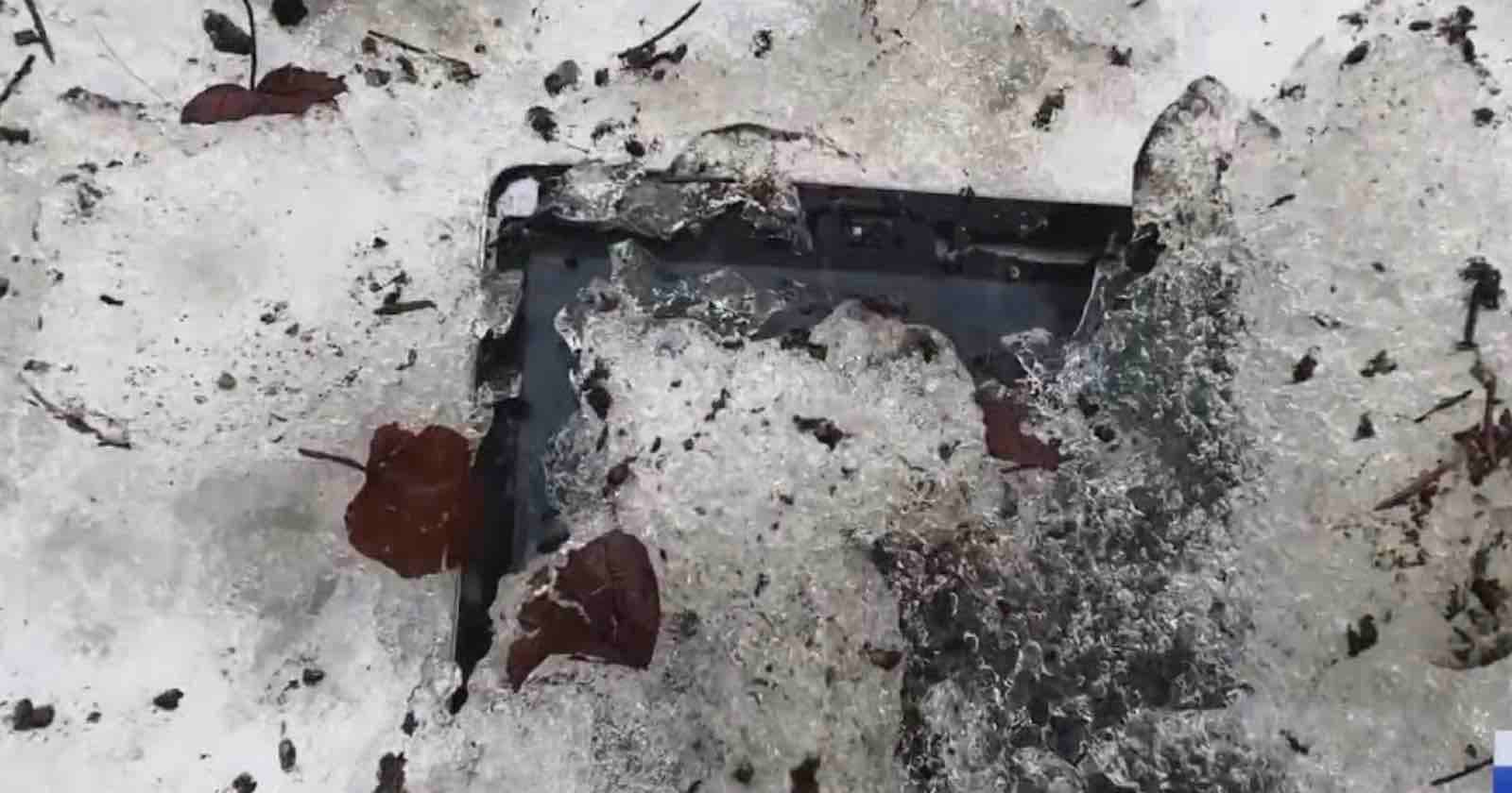 News Photographer Finds Lost iPad That Disappeared in Snowstorm